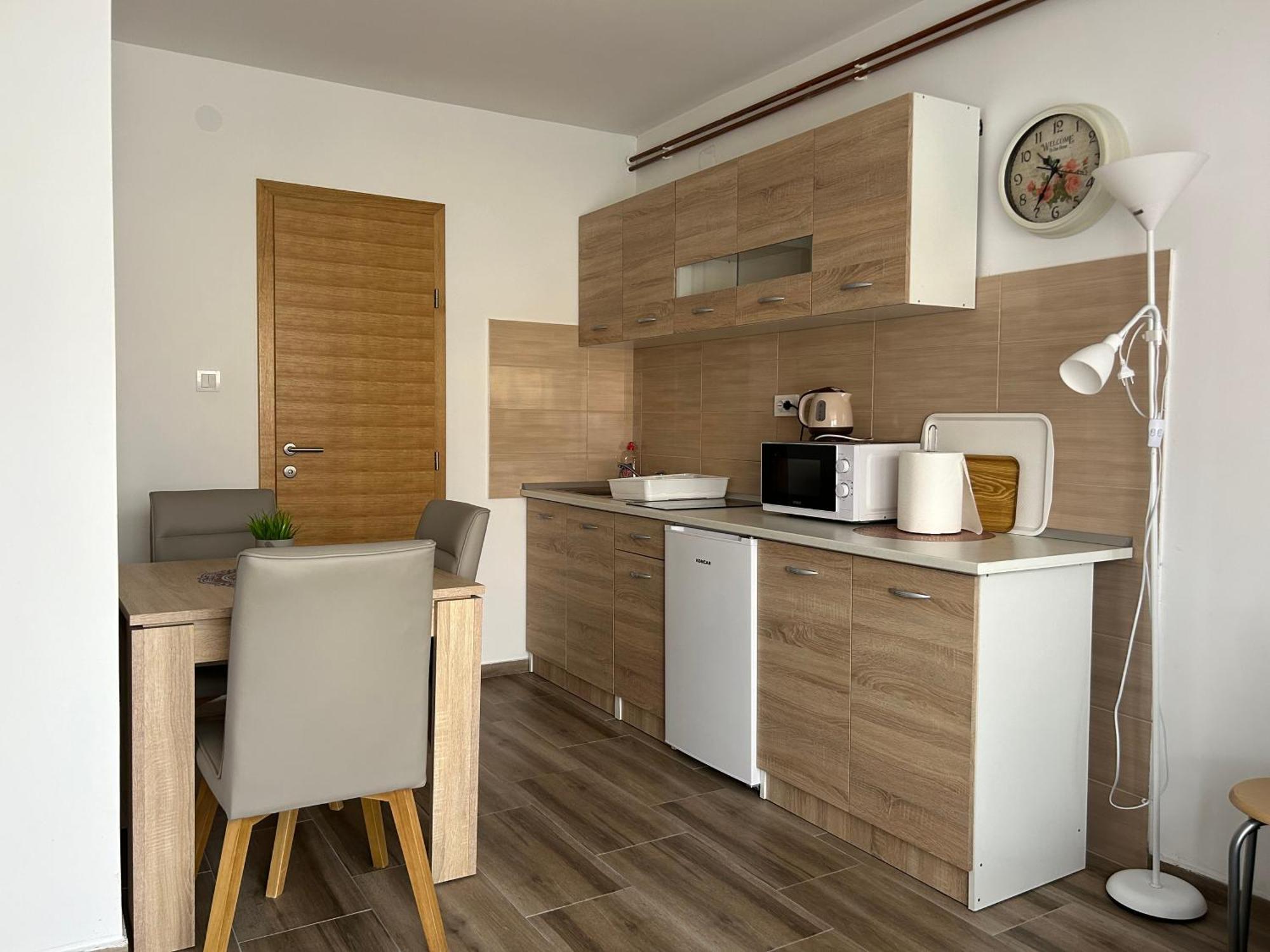 Apartmani Ana Vukovar Esterno foto